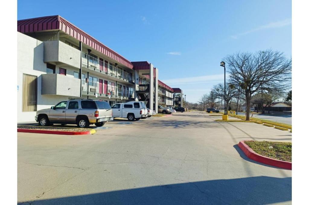 Travelers Inn By Oyo Wichita Falls Kültér fotó